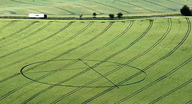 Crop circle 2013