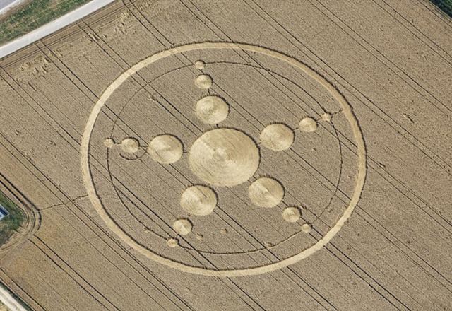 Crop circle 2013