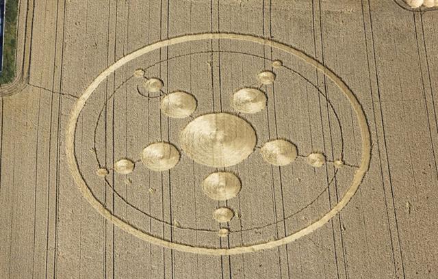 Crop circle 2013