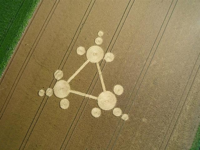 Crop circle 2013