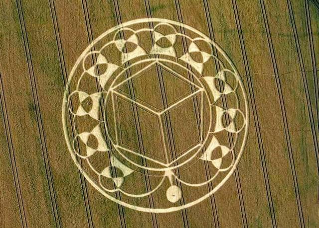 Crop circle 2013