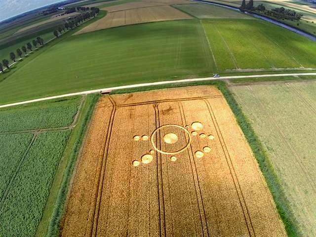 Crop circle 2013