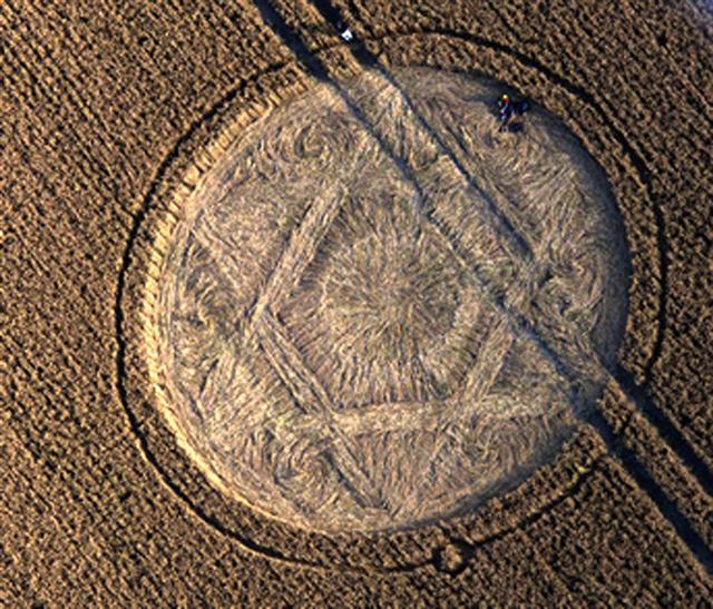 Crop circle 2013